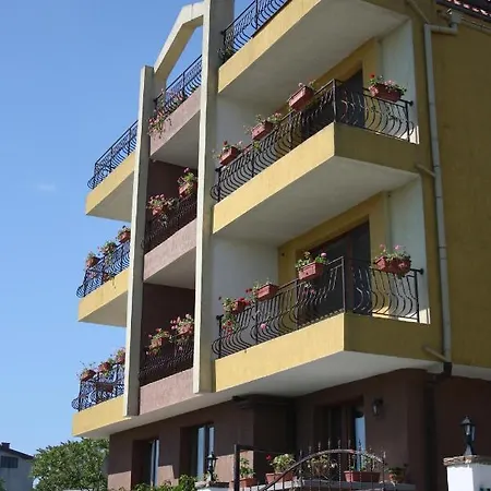 Family Akra Hotel Chernomorets